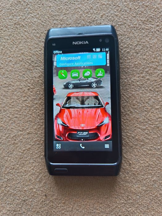 Pentru colectionari Nokia N8
