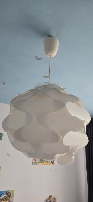 Lustră decorativă modernă - stare foarte bună