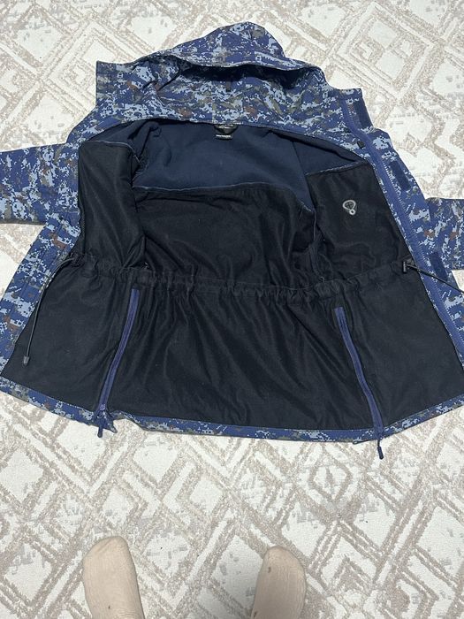 Осення куртка камуфляж