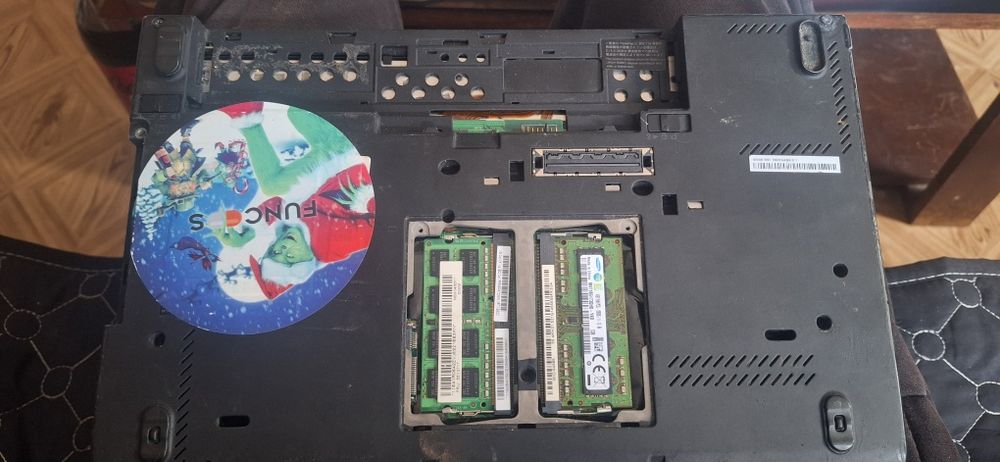 Thinkpad x220 8gb Ram i5