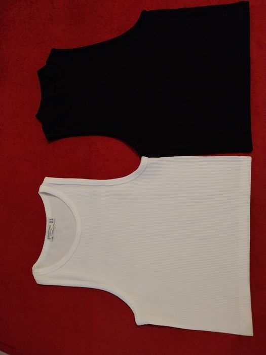 2 topuri,alb si negru