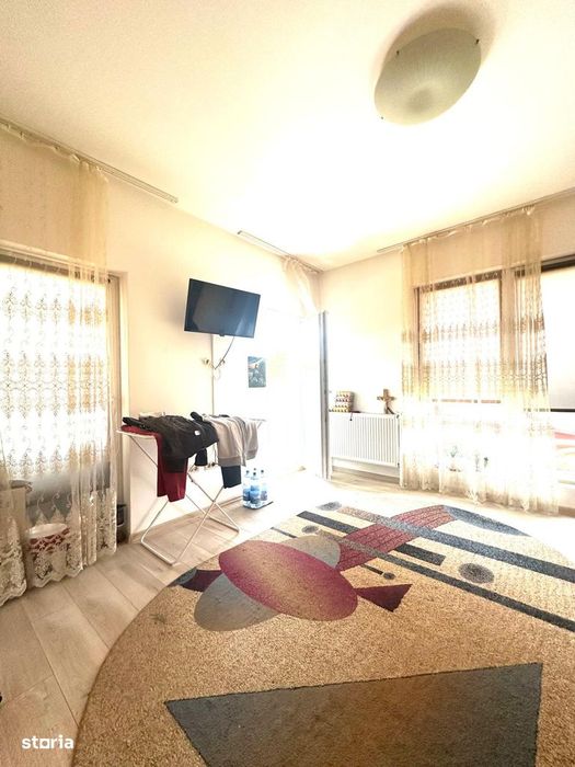 NOU!!! 2 camere, parter, balcon si curte in vatra satului — fotografia 1