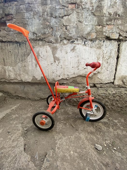 Продается велосипед трехколесный