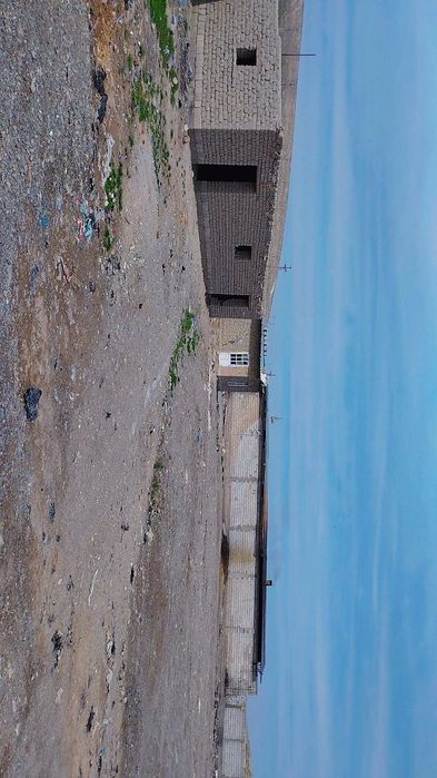 Навои  карнаб пост ёнида ишлаб чикариш 46 сотиг ер жой сотилади ,