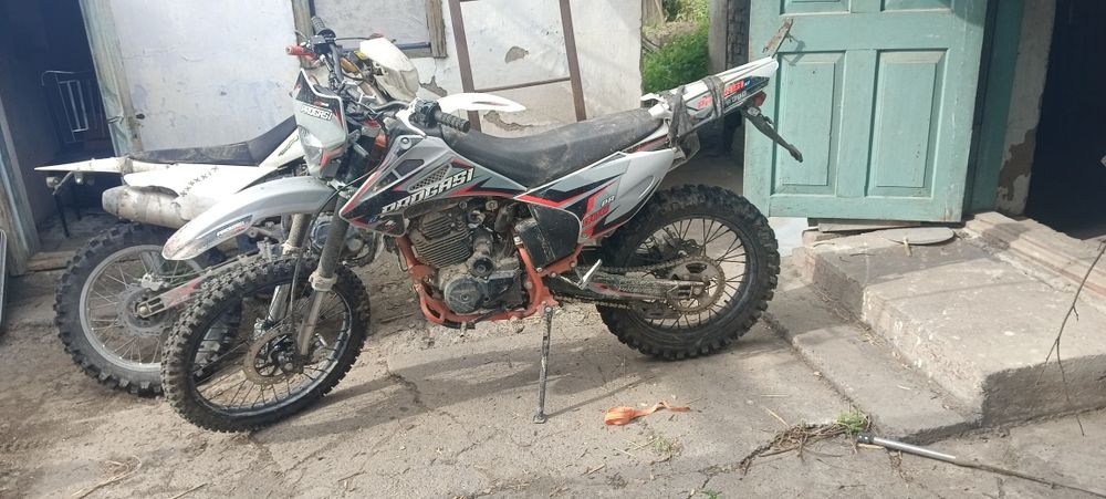 Продам мотоцикл состояние отличьное
