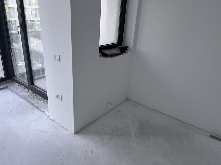 Inchiriez garsoniera cu vedere la mare