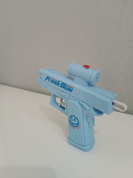 Чисто нов Воден Пистолет "Prank Gun" – Син!