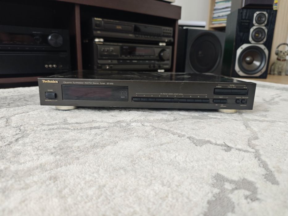 Vând tuner technics