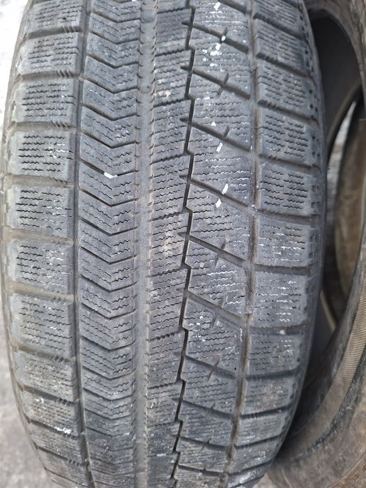 Продам шины. 215/60/17 бриджистон