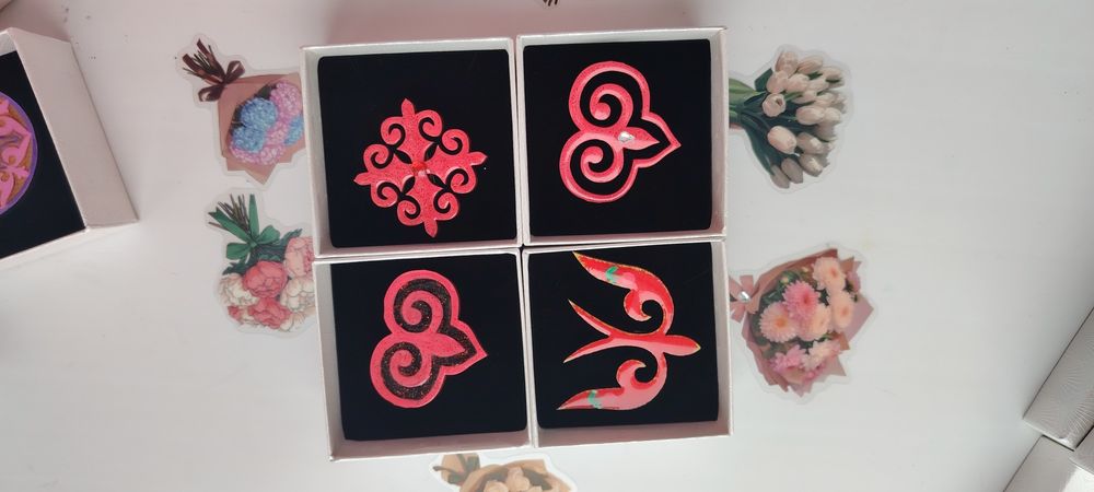 Продам этно брошки