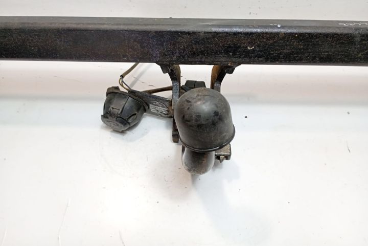 Carlig remorca Volkswagen VW Passat B5