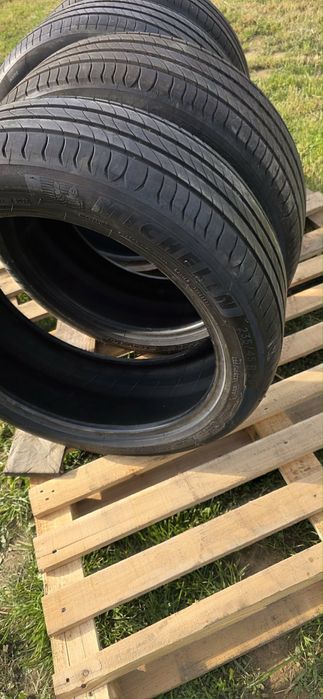 Michelin Primarcy  4   235 45 R20