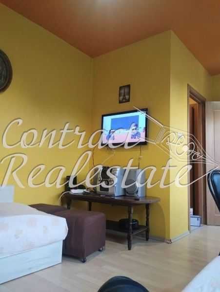 Дава се под наем Едностаен апартамент в Варна, Възраждане 1 - 35 кв.м за 204 € - Снимка #2