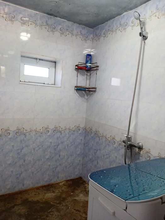 Уй сотилади. 6 хонали. Ташкент вилояти, Бука тумани, Хужақургон МФЙ.