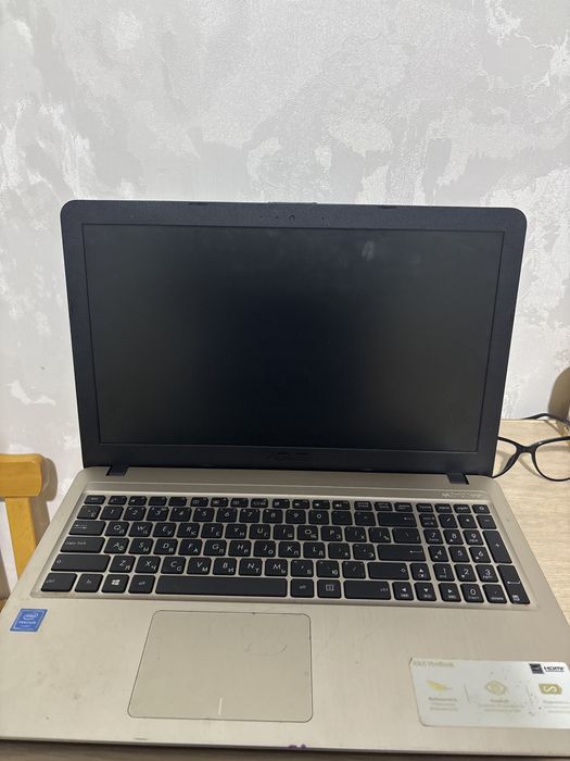 Продам компьтер ASUS