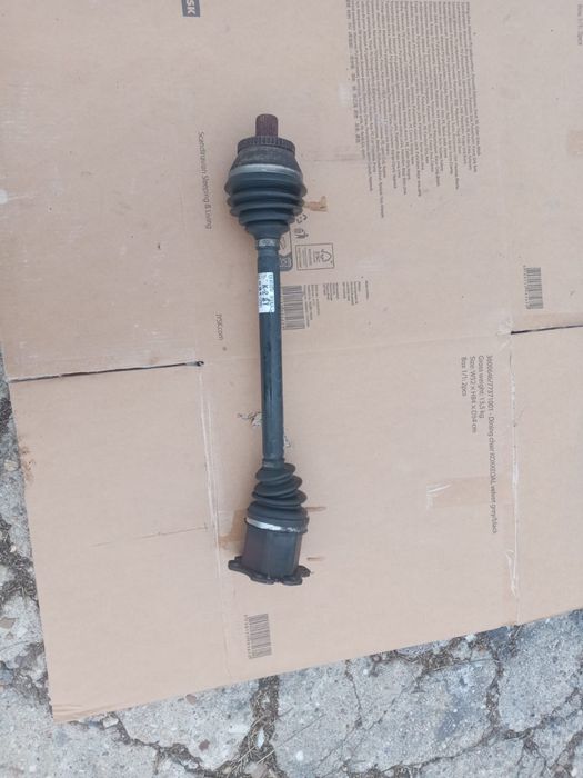 Planetara stanga dreapta fata audi a4 2.0 tdi cod 8E0407272AT