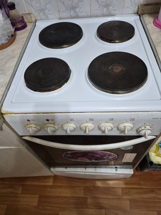 Продам электроплиту Дарина