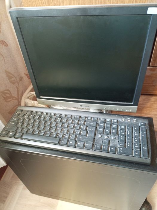 Продам Компьютер.Чисто для Учебы.