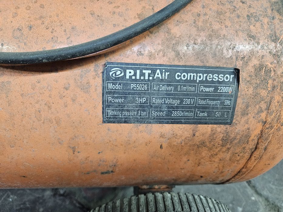 Продам компрессор на 50 литров