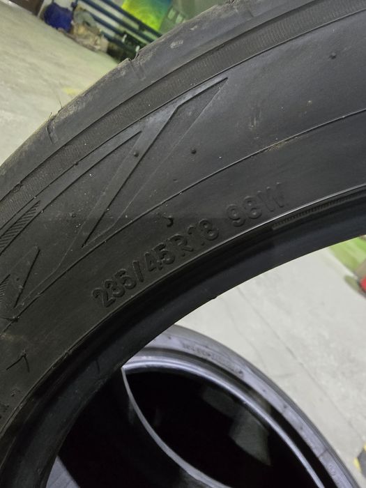 Шины продам комплект