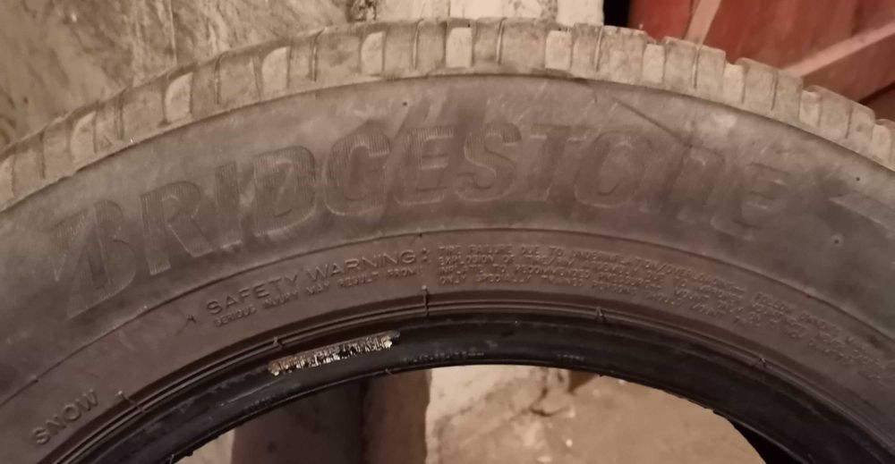 Продавам 2 броя зимни гуми 195.65.15 дот 2021 Brijiston