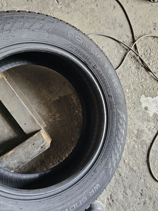 2 anvelope iarna 215 60 17 Nokian 6.7mm 2021