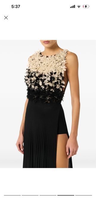 Продавам официална рокля Elisabetta Franchi