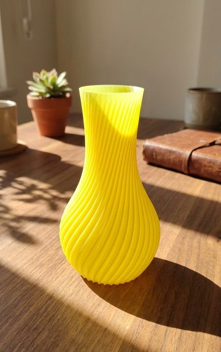 Ваза декаротивная