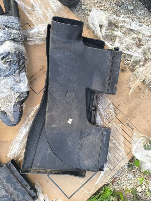 Въздуховод  Bmw бмв е90 е92 е92