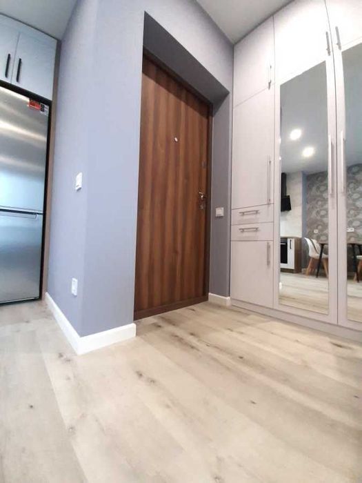 Дава се под наем Двустаен апартамент в София, Дружба 1 - 65 кв.м за 612 € - Снимка #2