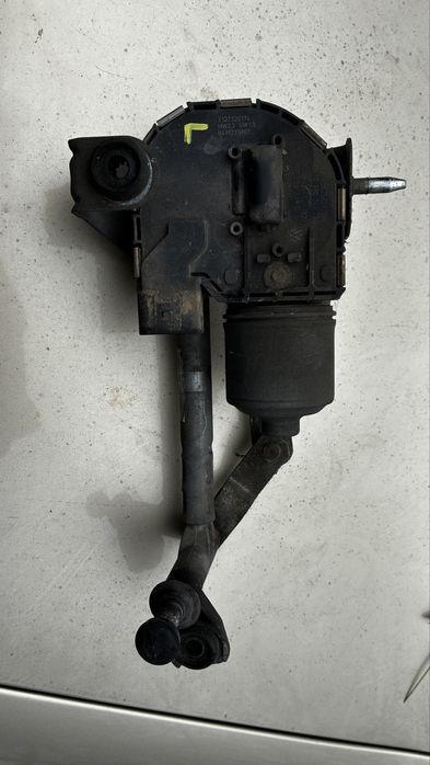 Моторче чистачки  VW Touran