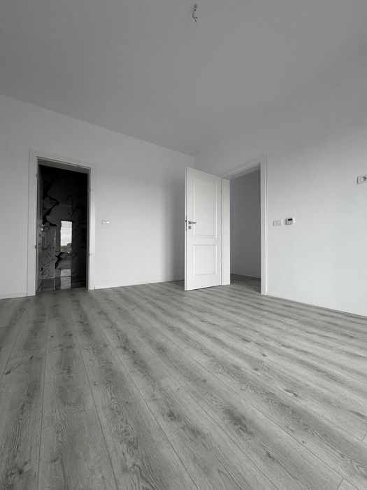 Proprietar vand duplex 2025, toate utilitatile