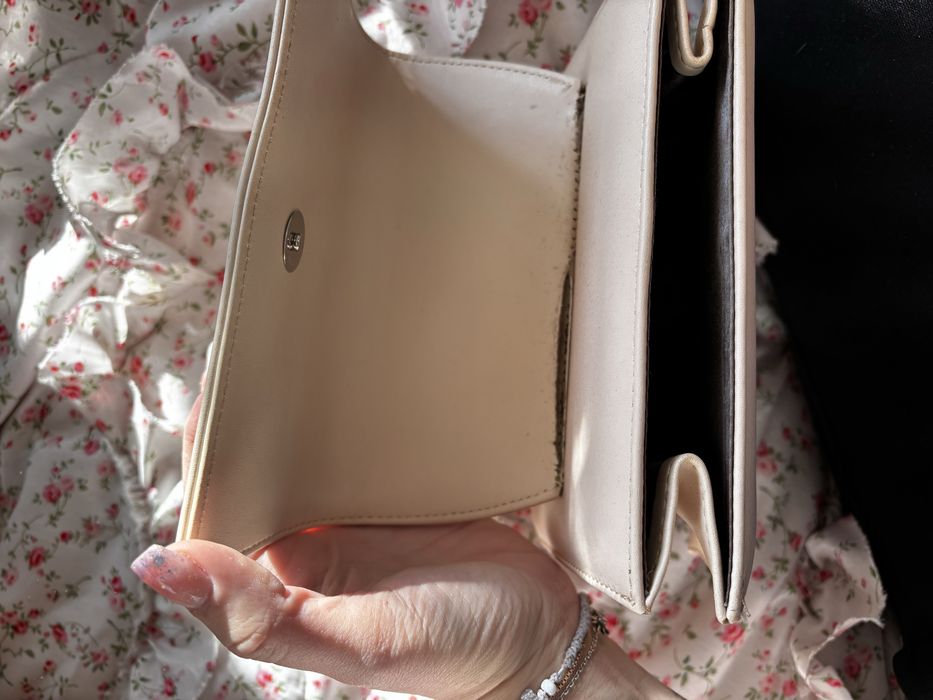 Дамска чанта