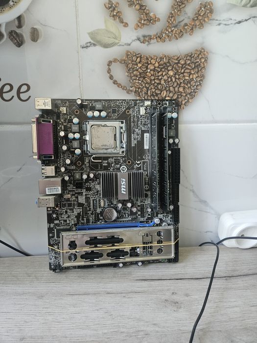 msi g41+cpu+ddr3 8G 200,000сум