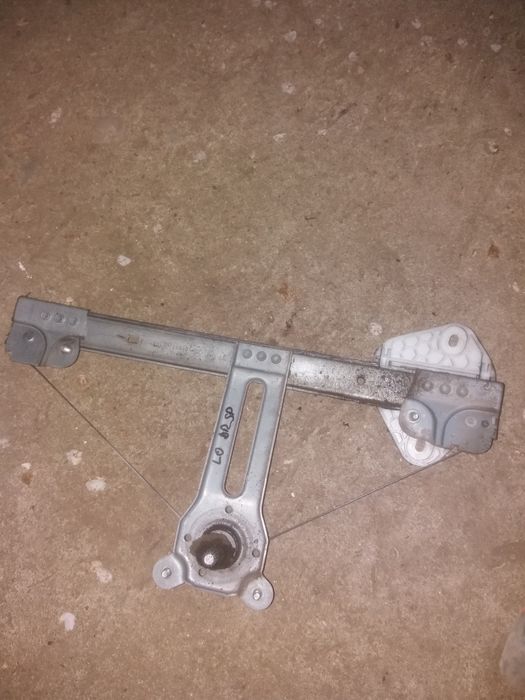 Broasca,balama,cheder usa,oglinda,macara,motoras,geam Dacia Logan 2008