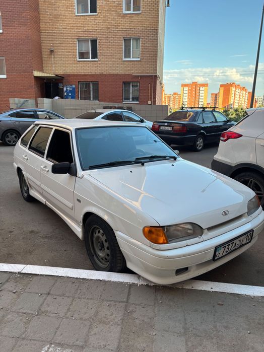 АвтоВаз 2114 в белом цвете