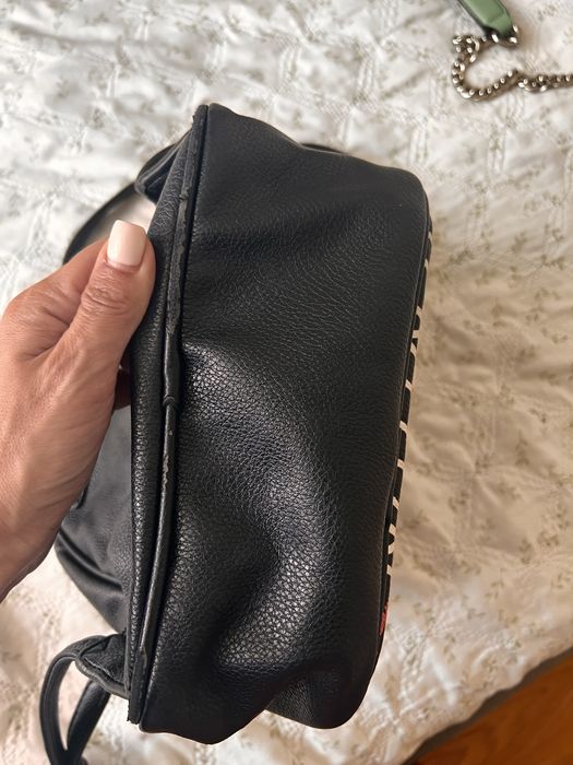 Дамска Раница Guess