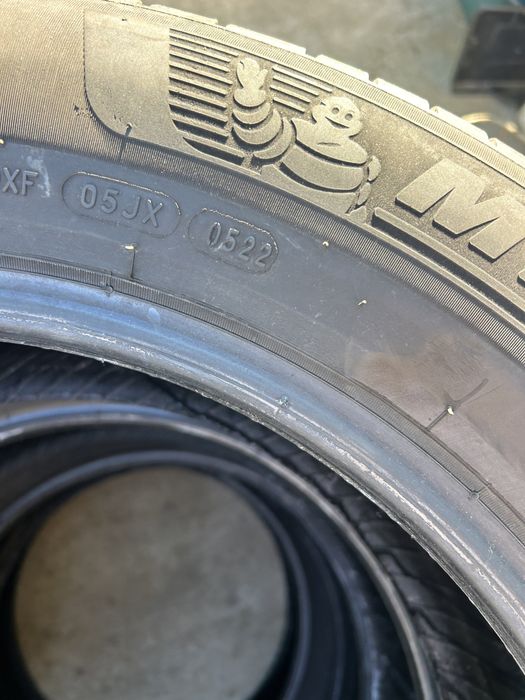 235 60 18 Michelin pilot 4 vara dot 2022