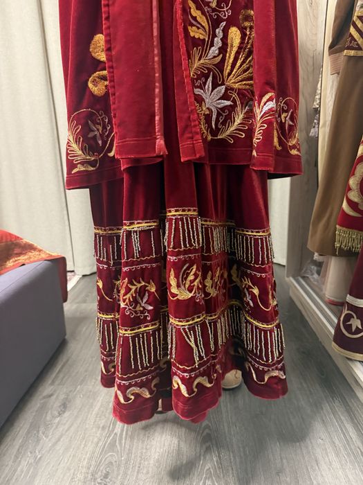 Национальные костюмы