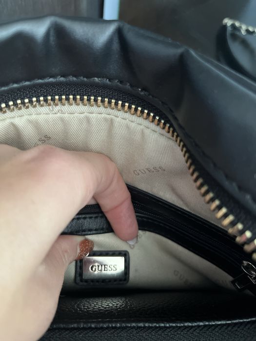 Дамска чанта Guess