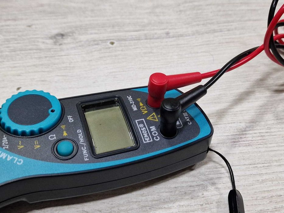 Мултицет / амперклещи EMOS EM305A