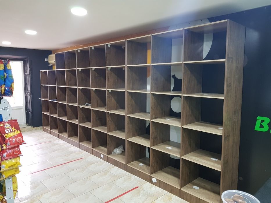 Продам  срочно готовый стеллаж для вино водки