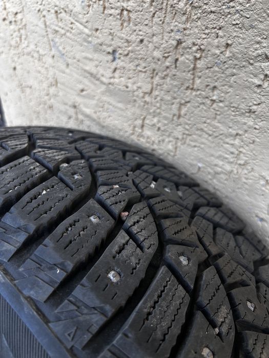 Bridgestone зимние шины 225/55/18