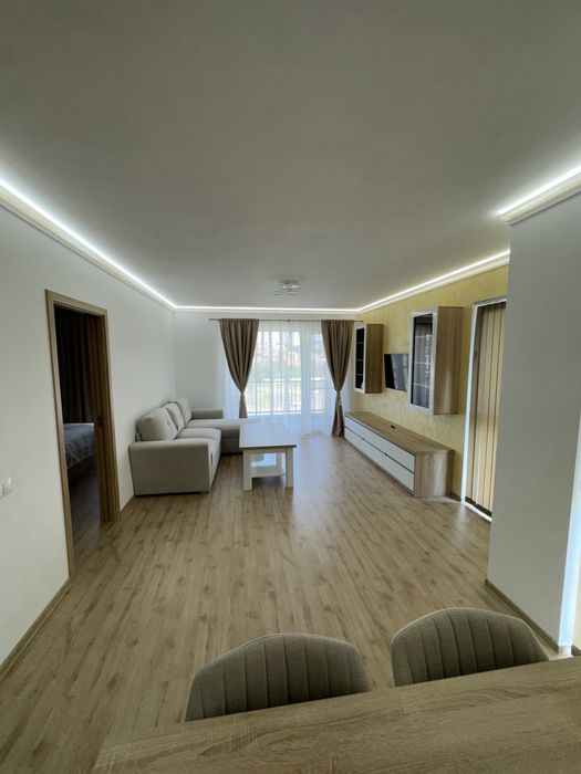 Inchiriez apartament nou cu 2 canere in cartierul River Park
