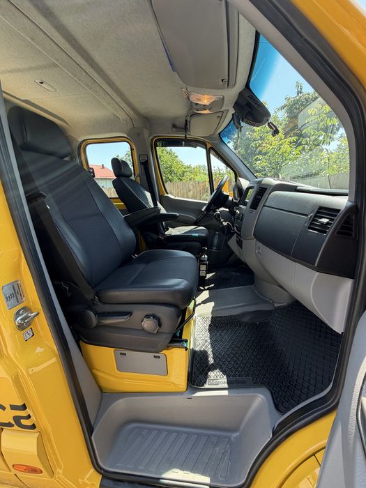 Mercedes sprinter 519 autoplatforma sg24