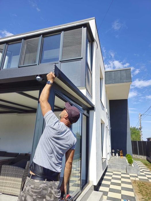 Acoperis cu panou sandwich sau sticla,structura aluminiu