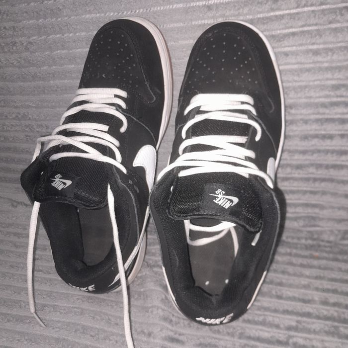 кроссовки nike .