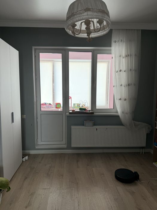 Окно с дверью пластиковые Rehau