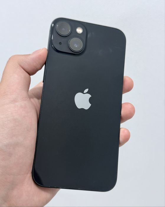 Продам Iphone 13 (128gb)