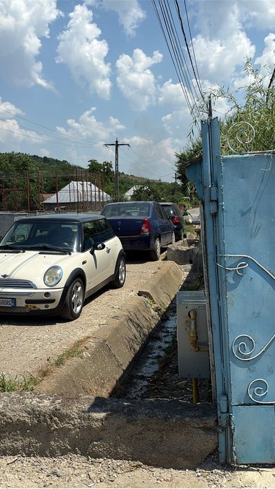 Vand Golf 5 si mini cooper